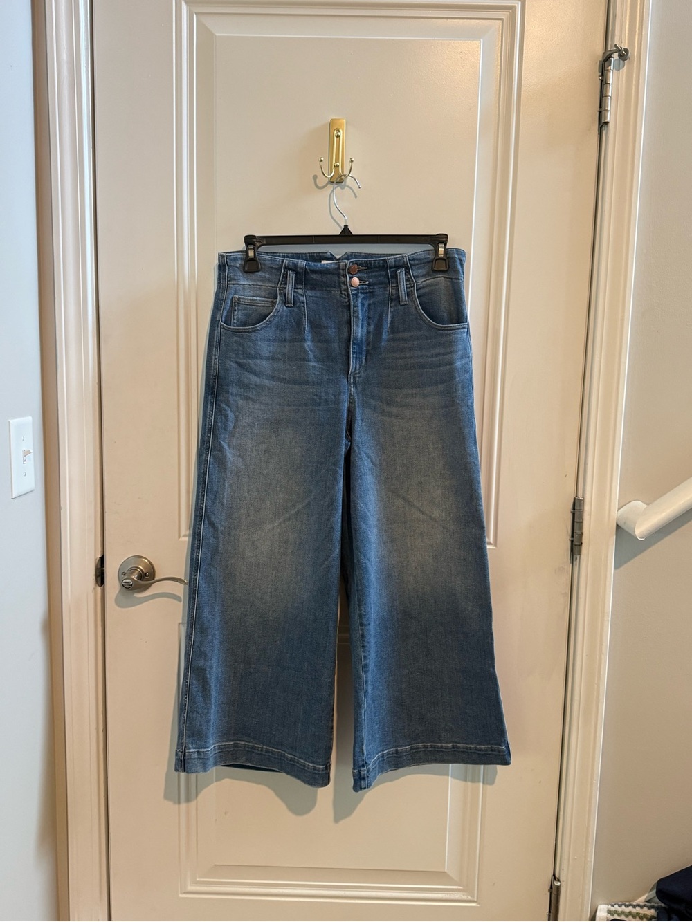 Level 99 Women's Wide-Leg High-Rise Jeans in Medium Blue Wash